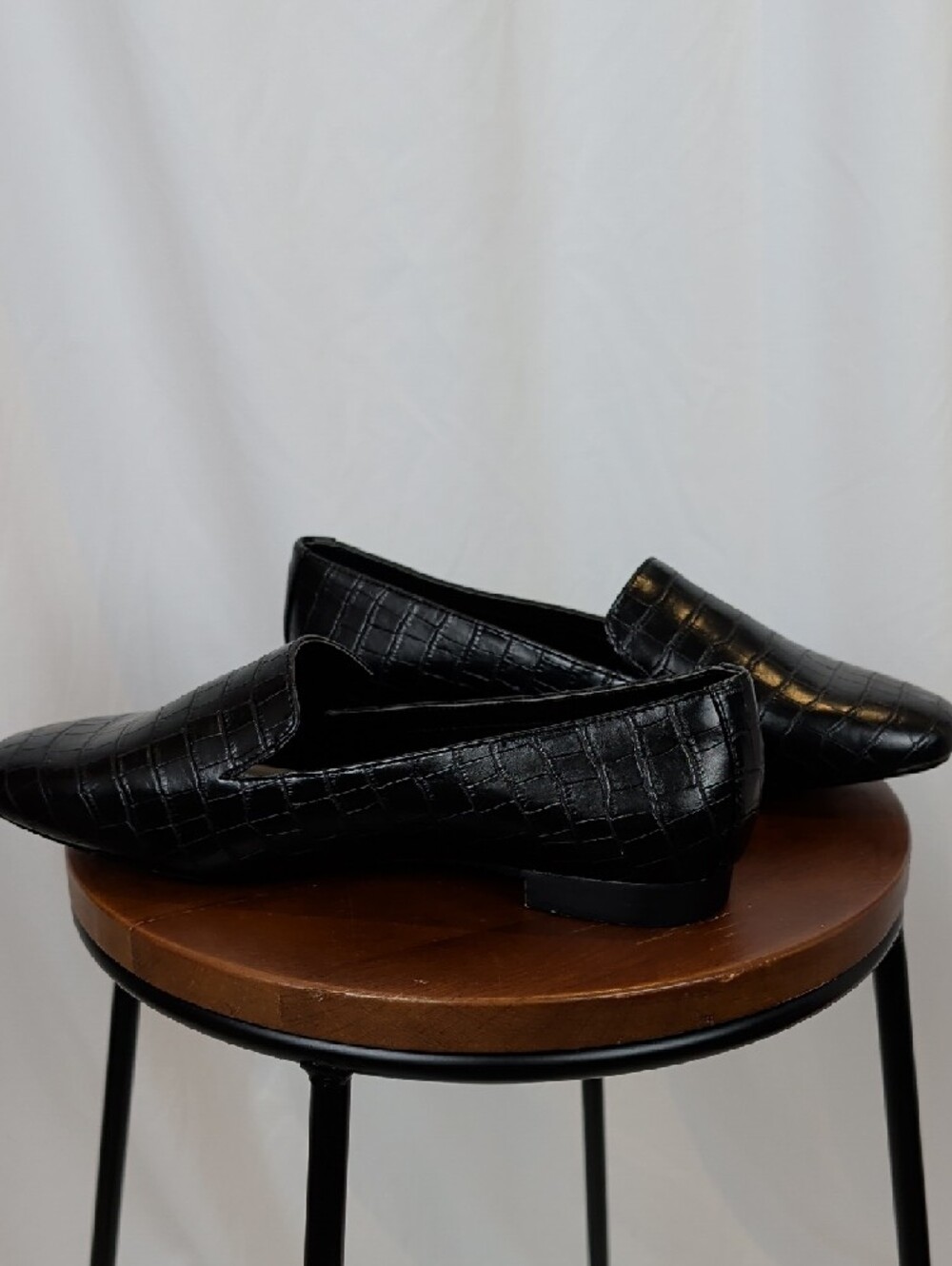 NWT Chic Black Croc-Embossed Pointy Toe Flats – Brand New size 9W - Picture 9 of 12
